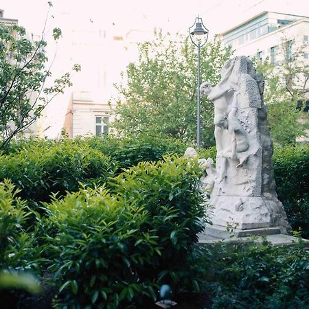 Appartamento Cozy Studio In The Heart Of Bucarest Esterno foto
